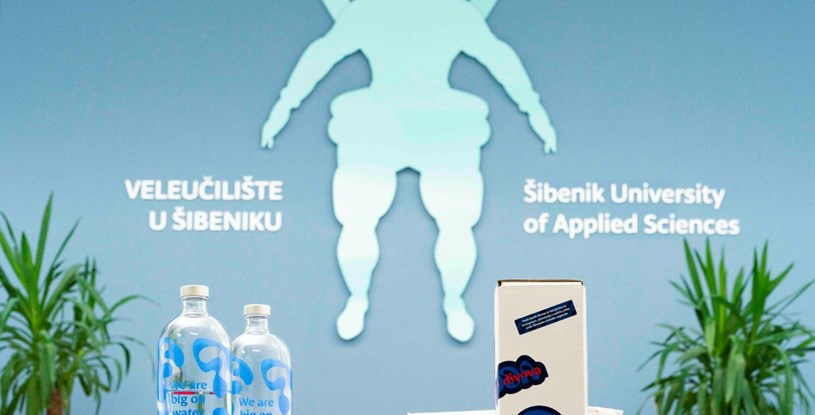 Dostupno samo u Šibenskoj-kninskoj županiji - čaše i boce inicijative Voda Malih Divova